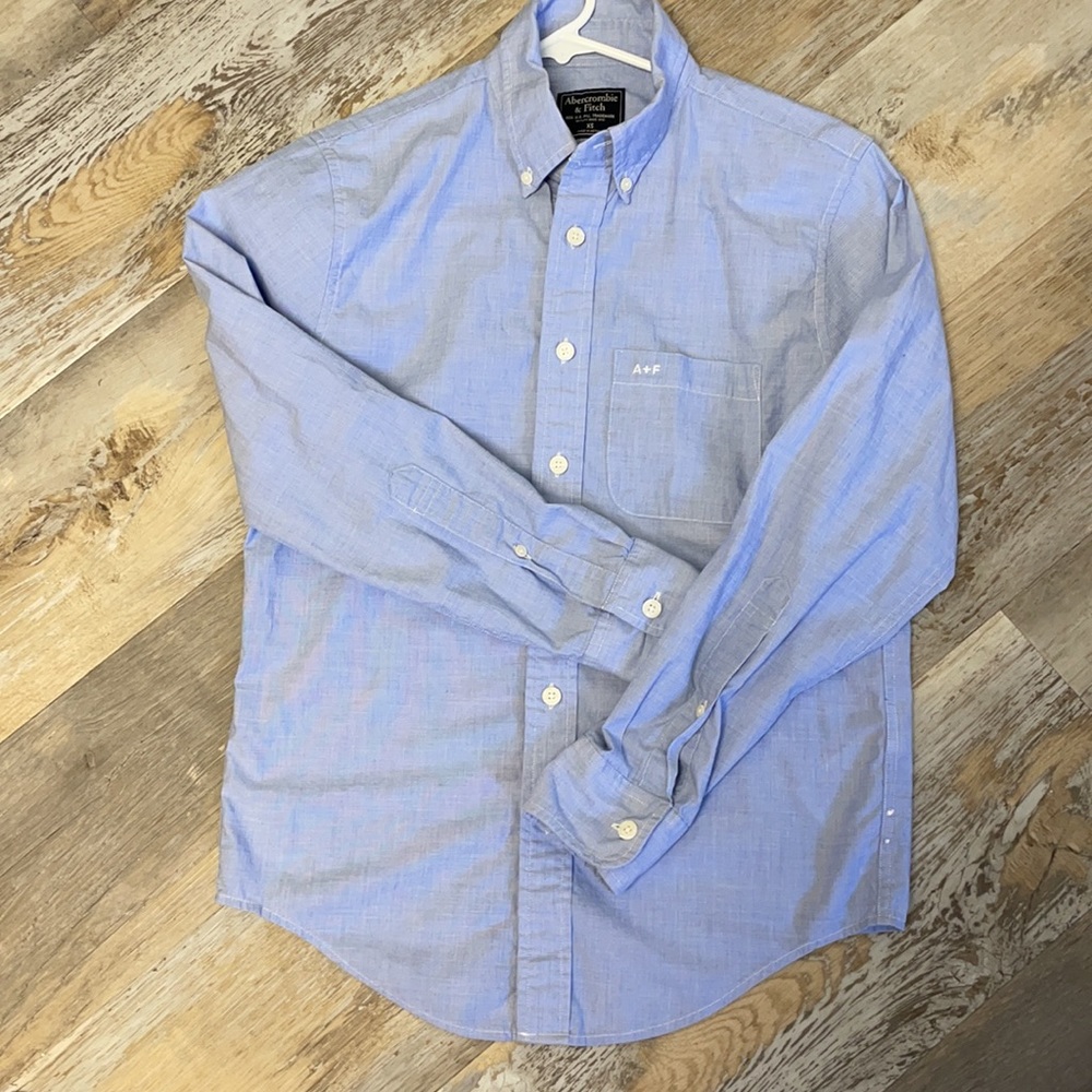 Abercrombie & Fitch long sleeved dress shirt